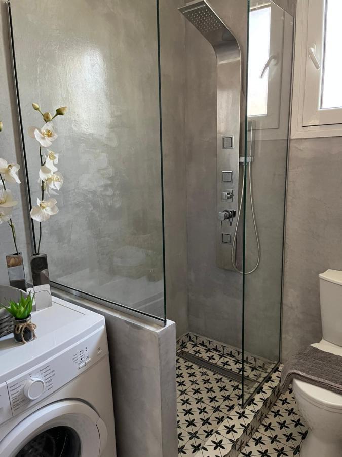 Onar Luxury Apartment Néa Péramos 외부 사진