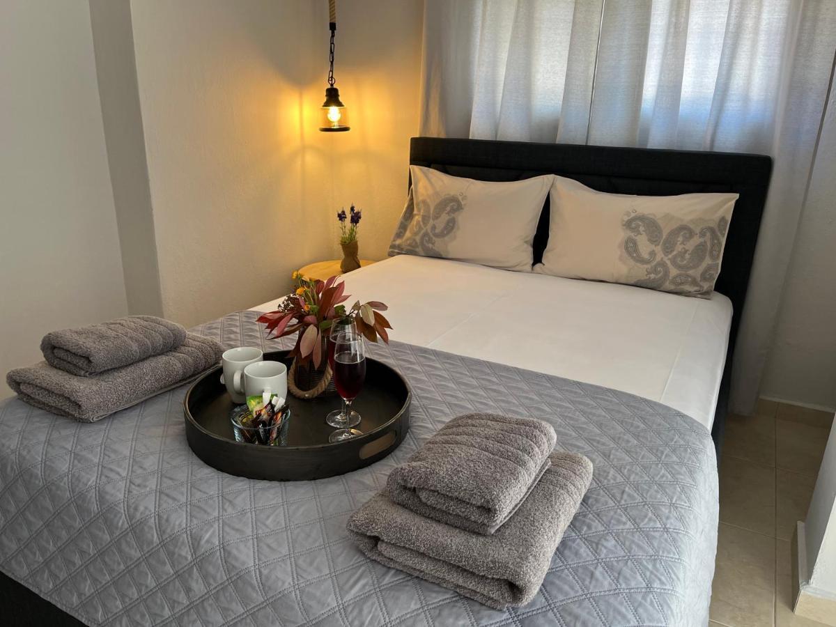 Onar Luxury Apartment Néa Péramos 외부 사진